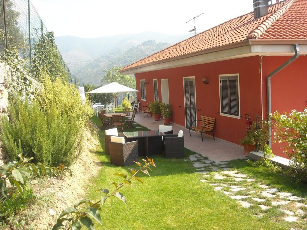 Goedkope agriturismo bloemenrivièra, Italië 