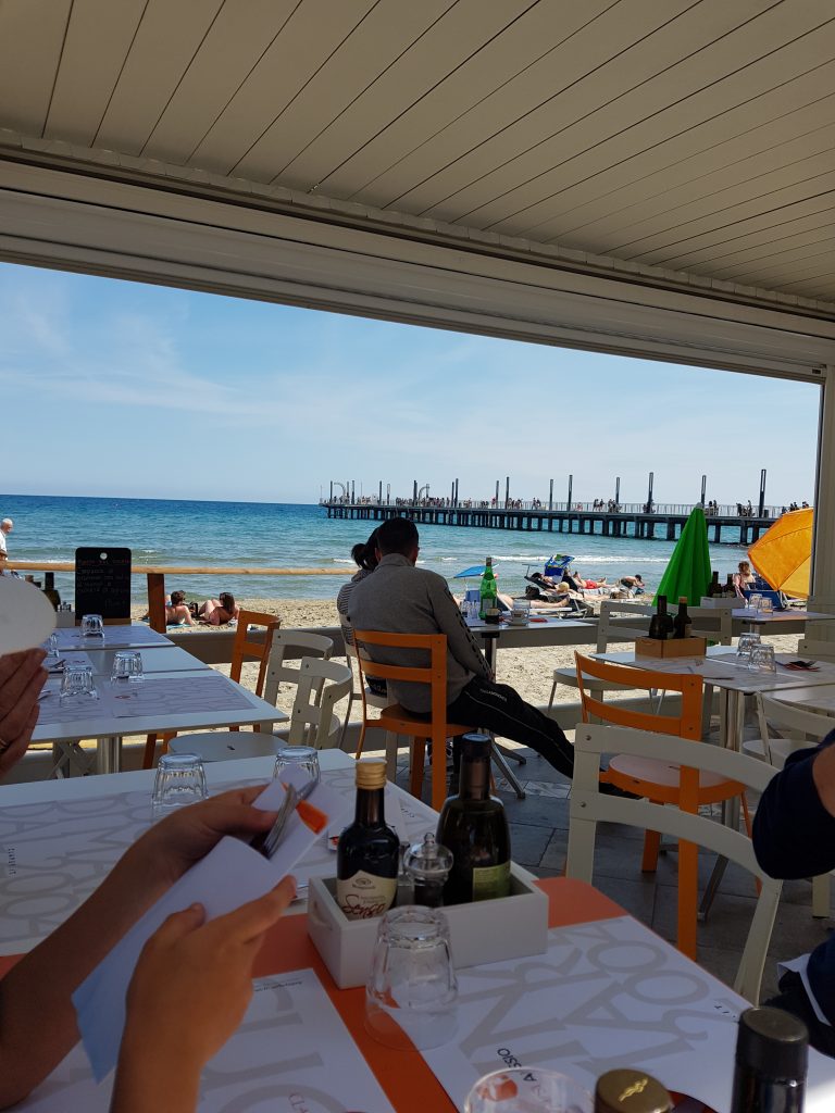 Kindvriendelijk restaurant Clapsy aan het strand van Alassio