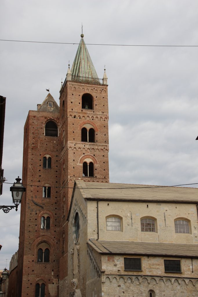 kerk in Albenga aan de Italiaanse Riviera