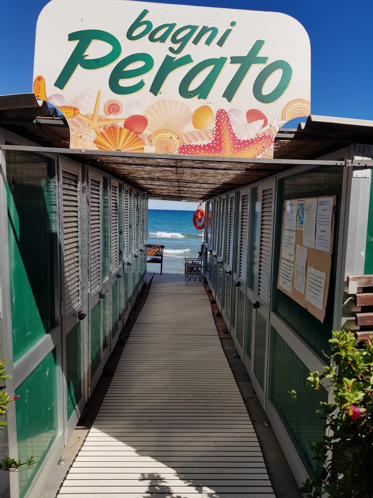 Bagni Perato Alassio bloemenrivièra, Italië www.alassio.nl