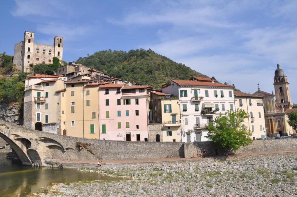 Dolceacqua, Ligurië, Italië