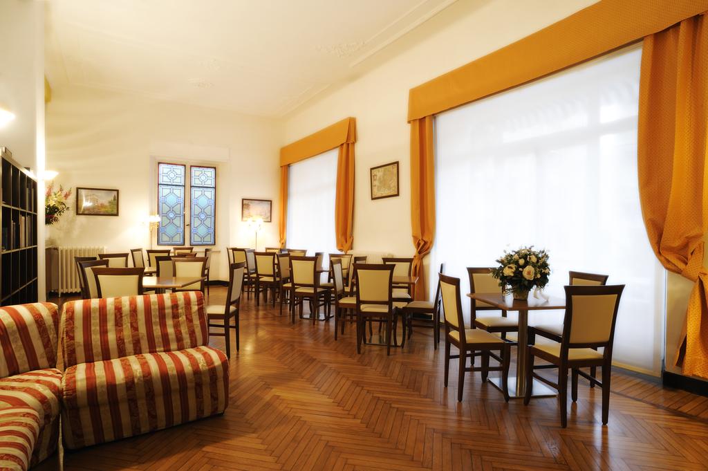 Hotel Alfieri, Alassio, bloemenrivièra, Italië *** www.alassio.nl
